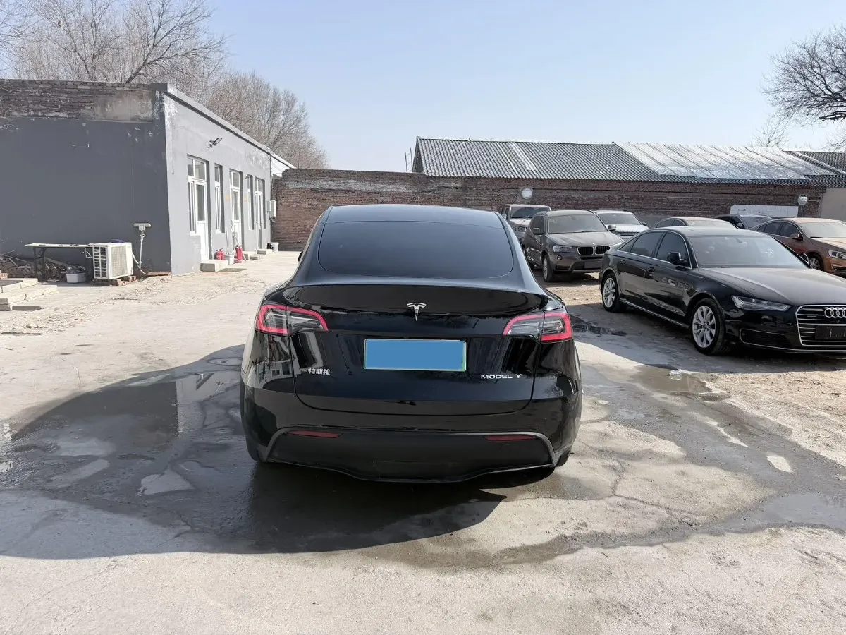 2022 Tesla Model Y BEV 60KWH,autocango,china used car exporter,china ev exporter,chinese used car exporter,chinese used ev exporter