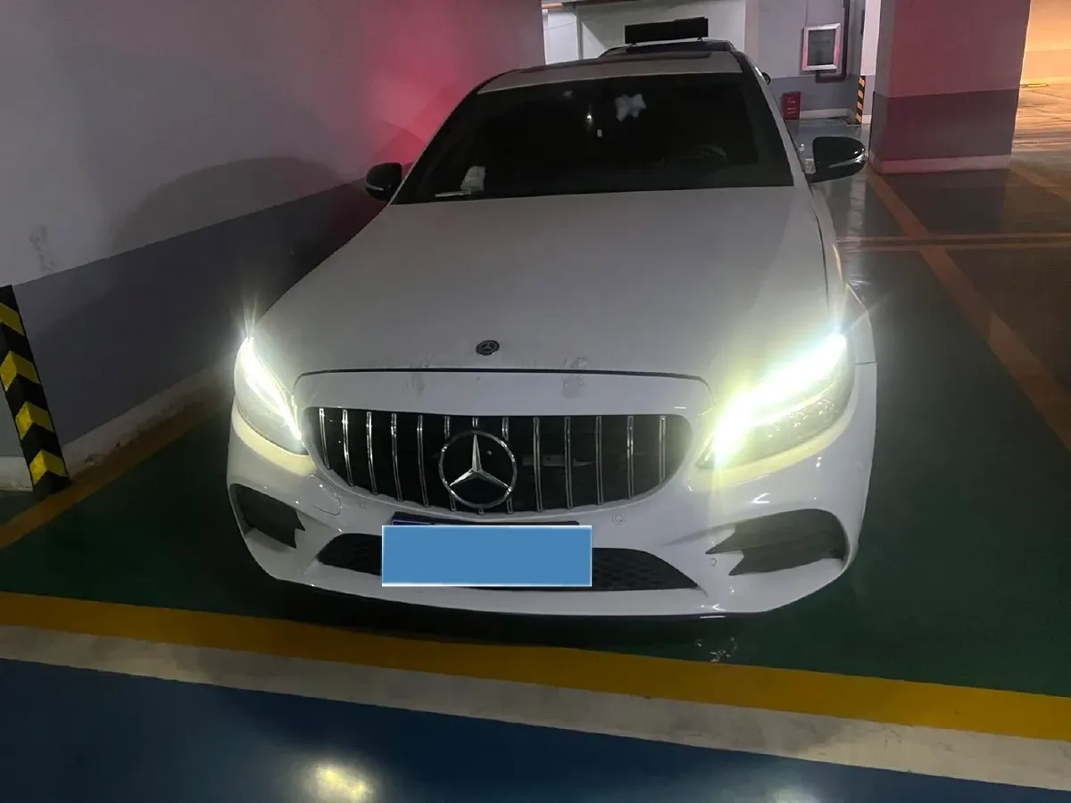 2020 Mercedes-Benz C Class 1.5T 184HP L4 9AT,autocango,china used car exporter,china ev exporter,chinese used car exporter,chinese used ev exporter