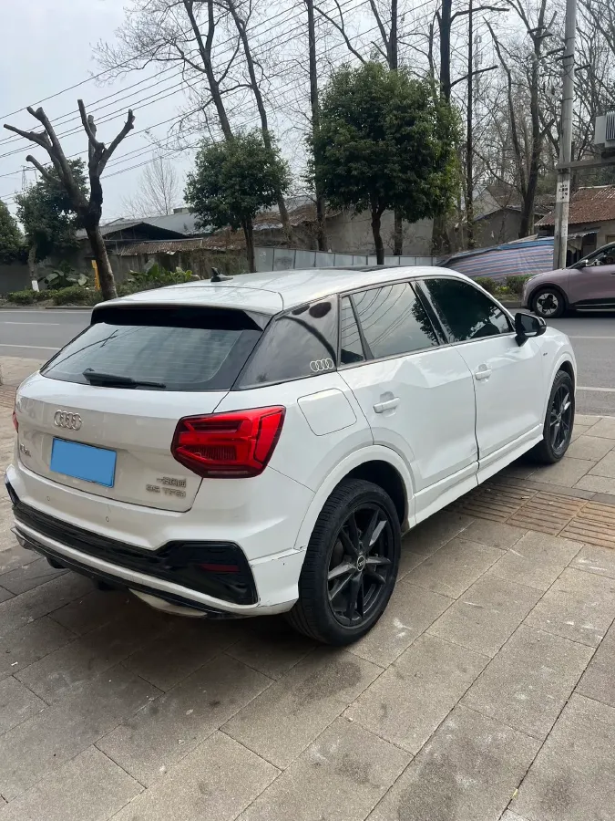 2022 Audi Q2L 1.4T 150HP L4 7DCT,autocango,china used car exporter,china ev exporter,chinese used car exporter,chinese used ev exporter