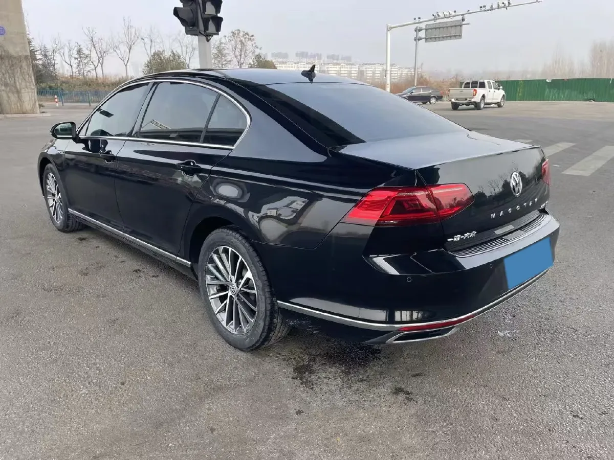 2020 Volkswagen Magotan 2.0T 186HP L4 7DCT,autocango,china used car exporter,china ev exporter,chinese used car exporter,chinese used ev exporter