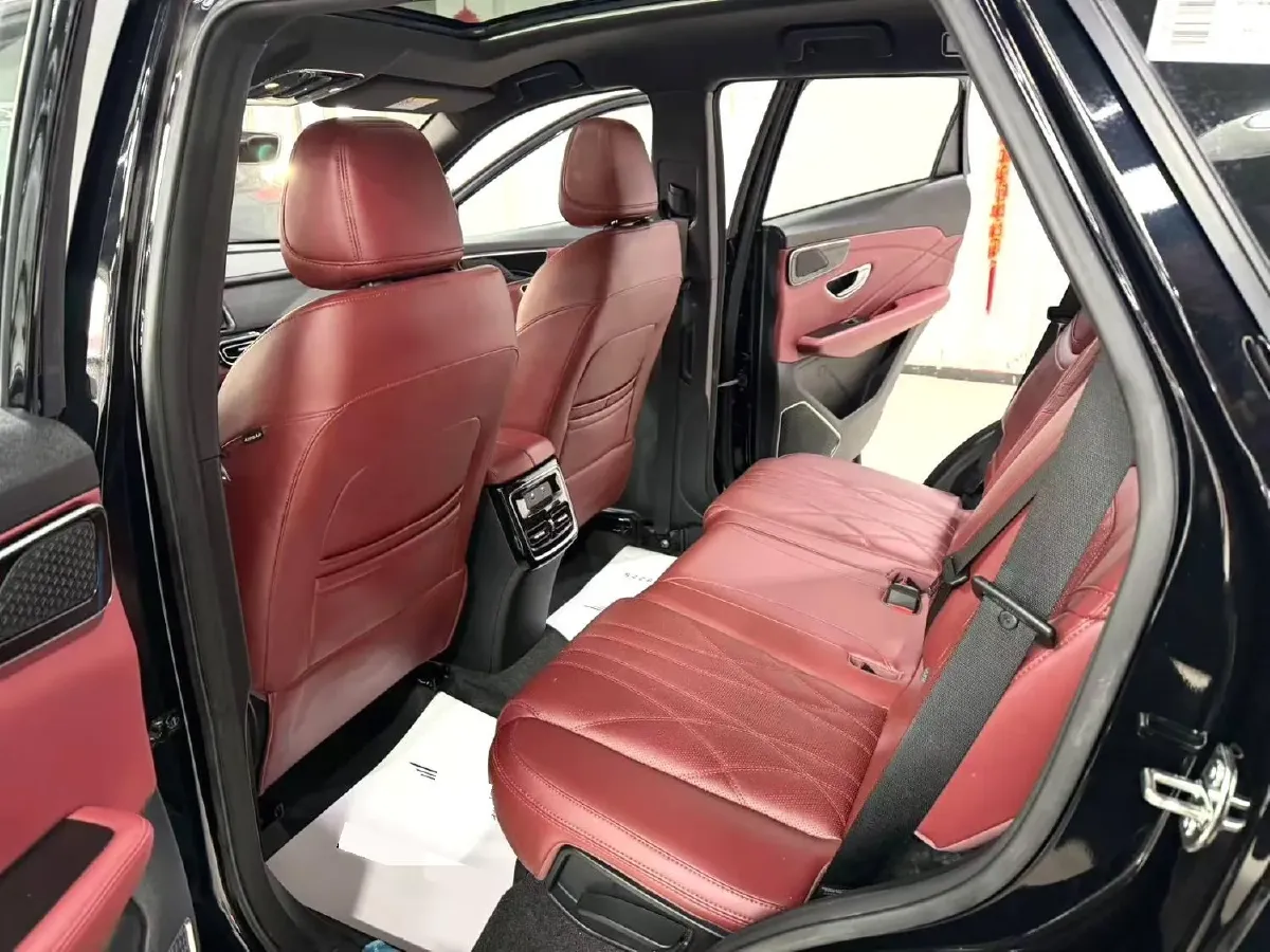 2025 Jetour X70 Plus 1.5T 156HP L4 6DCT,autocango,china used car exporter,china ev exporter,chinese used car exporter,chinese used ev exporter