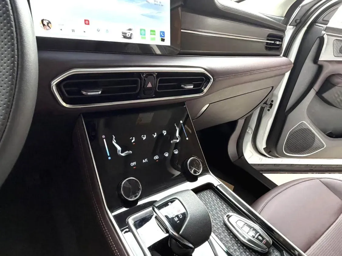 2025 Jetour X90 Plus 1.6T 197HP L4 7DCT,autocango,china used car exporter,china ev exporter,chinese used car exporter,chinese used ev exporter