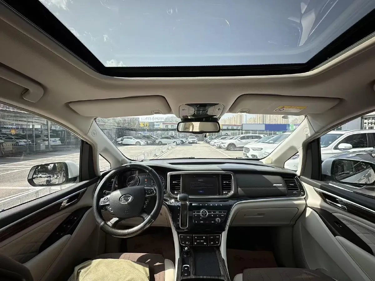 2018 GAC Trumpchi M8 2.0T 201HP L4 6AT,autocango,china used car exporter,china ev exporter,chinese used car exporter,chinese used ev exporter