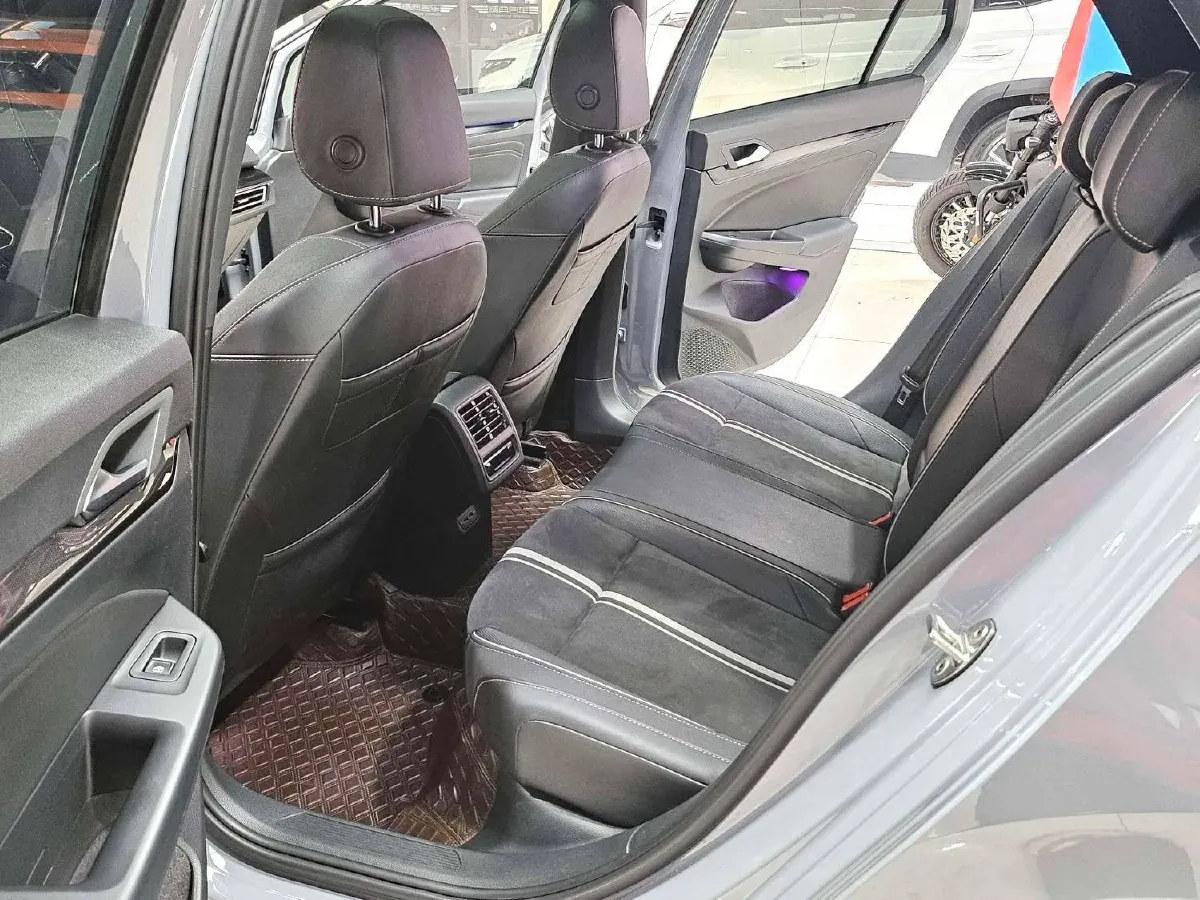 2021 Volkswagen Golf 1.4T 150HP L4 7DCT,autocango,china used car exporter,china ev exporter,chinese used car exporter,chinese used ev exporter