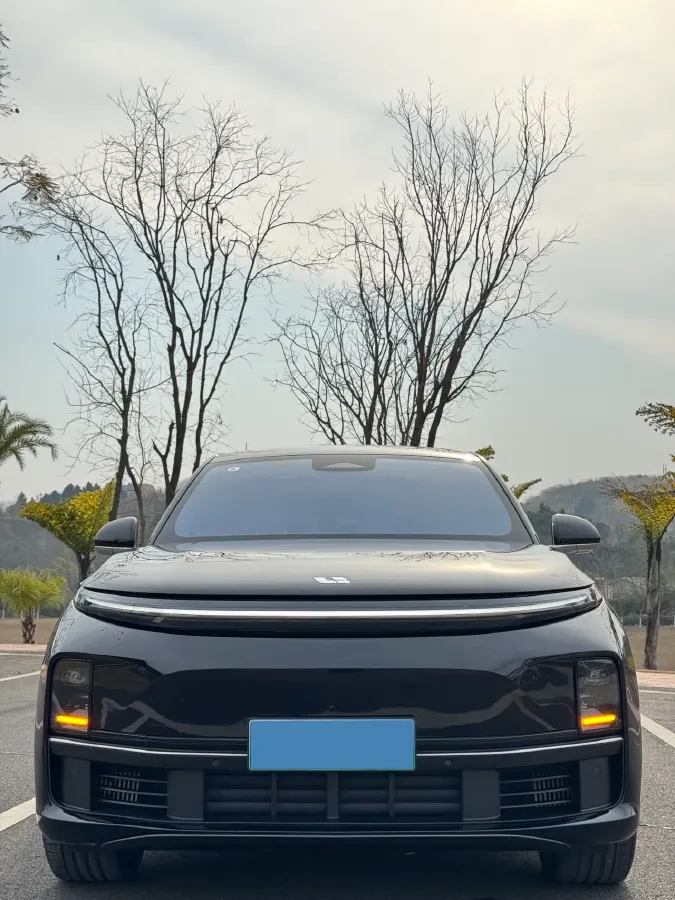 2024 Li L7 Range Extended 154HP REEV 42.8KWH,autocango,china used car exporter,china ev exporter,chinese used car exporter,chinese used ev exporter