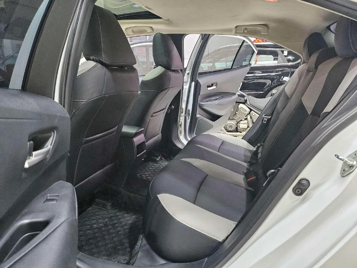 2021 Toyota Corolla 1.2T 116HP L4 CVT,autocango,china used car exporter,china ev exporter,chinese used car exporter,chinese used ev exporter