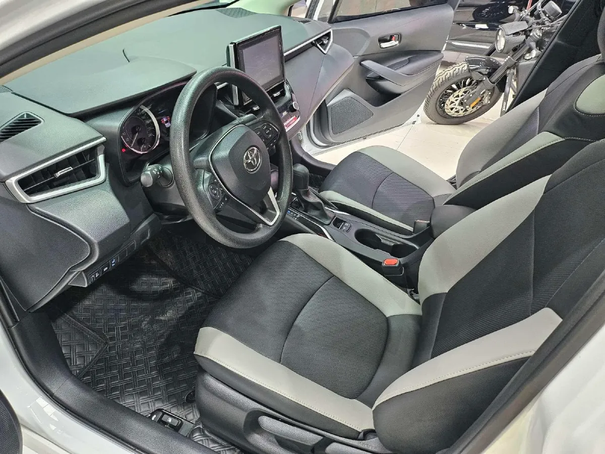 2021 Toyota Corolla 1.2T 116HP L4 CVT,autocango,china used car exporter,china ev exporter,chinese used car exporter,chinese used ev exporter