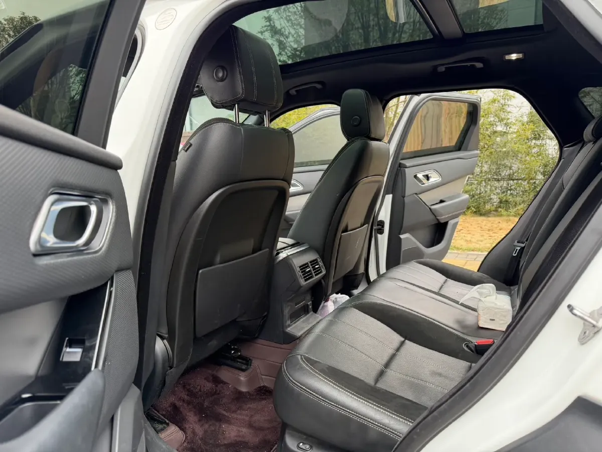 2019 Land Rover Range Rover Velar 2.0T 250HP L4 8AT,autocango,china used car exporter,china ev exporter,chinese used car exporter,chinese used ev exporter