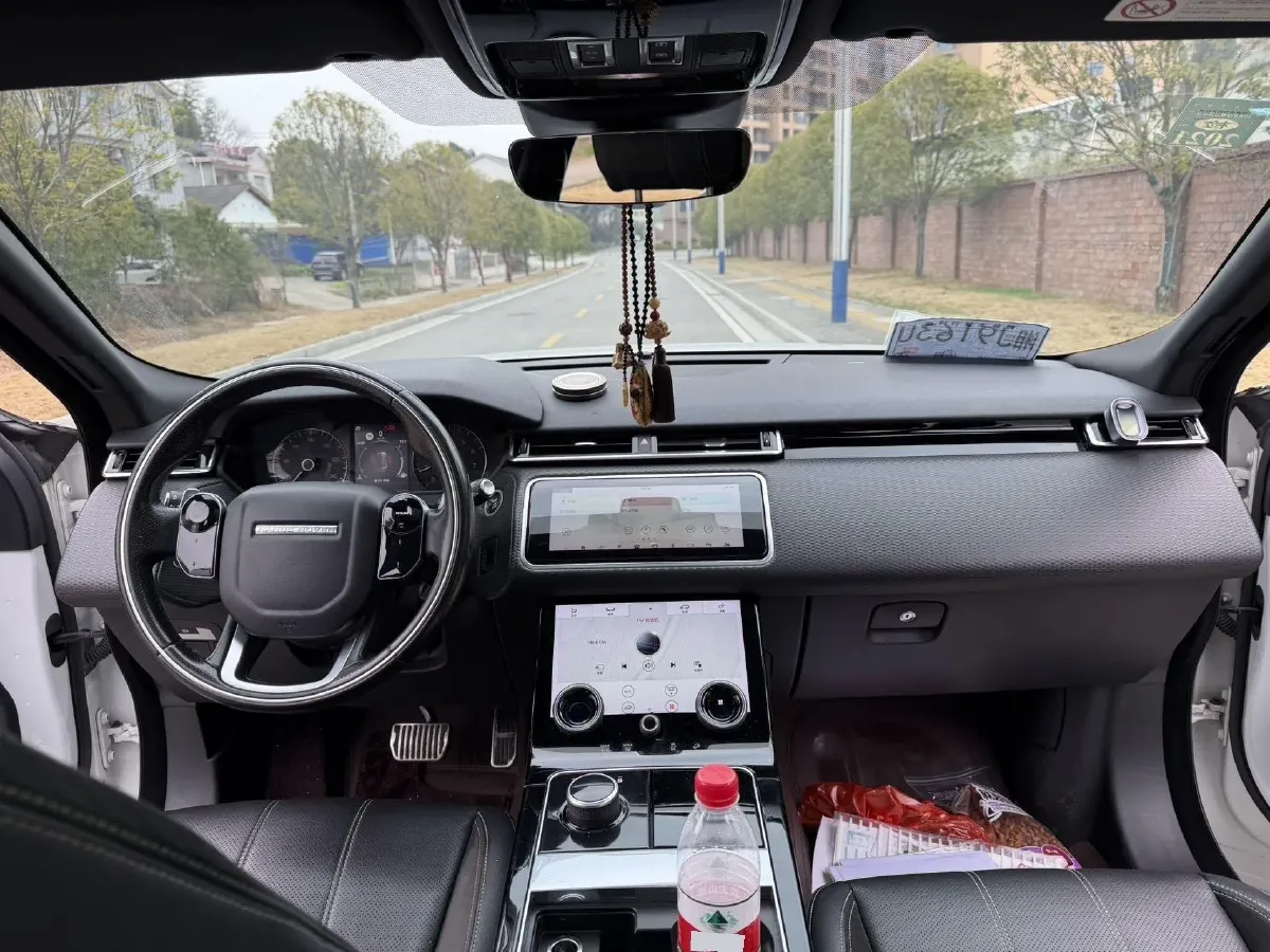 2019 Land Rover Range Rover Velar 2.0T 250HP L4 8AT,autocango,china used car exporter,china ev exporter,chinese used car exporter,chinese used ev exporter