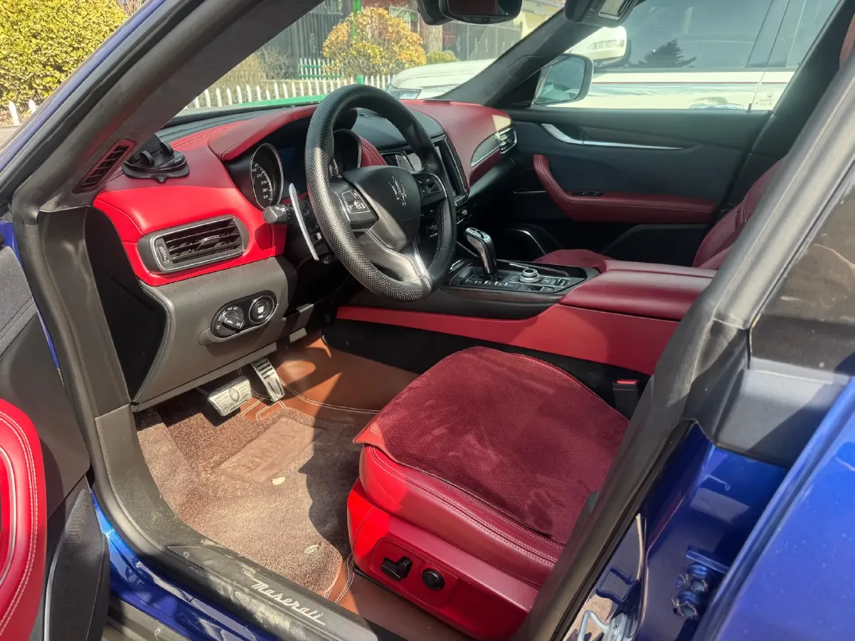 2019 Maserati Levante 3.0T 350HP V6 8AT,autocango,china used car exporter,china ev exporter,chinese used car exporter,chinese used ev exporter