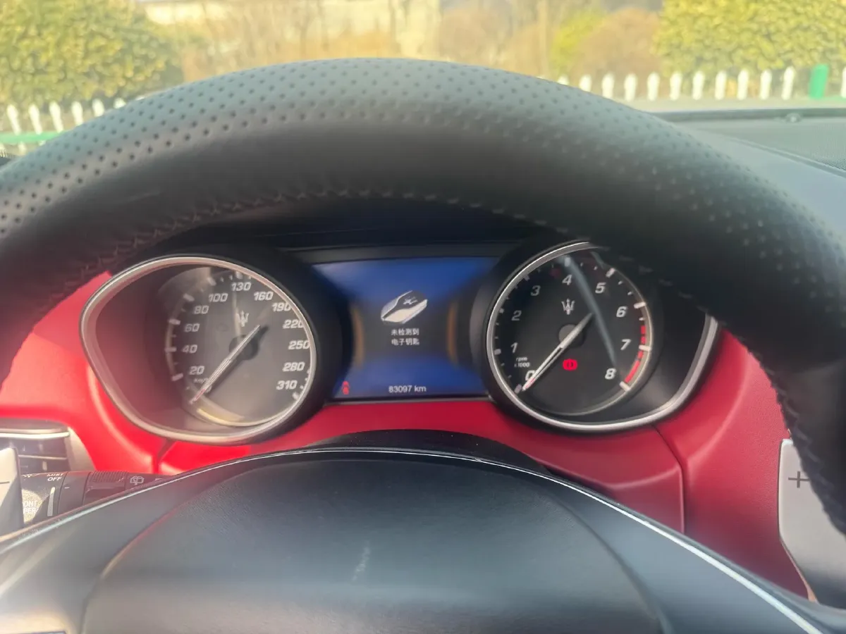 2019 Maserati Levante 3.0T 350HP V6 8AT,autocango,china used car exporter,china ev exporter,chinese used car exporter,chinese used ev exporter