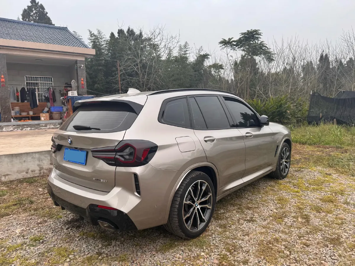 2022 BMW X3 2.0T 252HP L4 8AT,autocango,china used car exporter,china ev exporter,chinese used car exporter,chinese used ev exporter