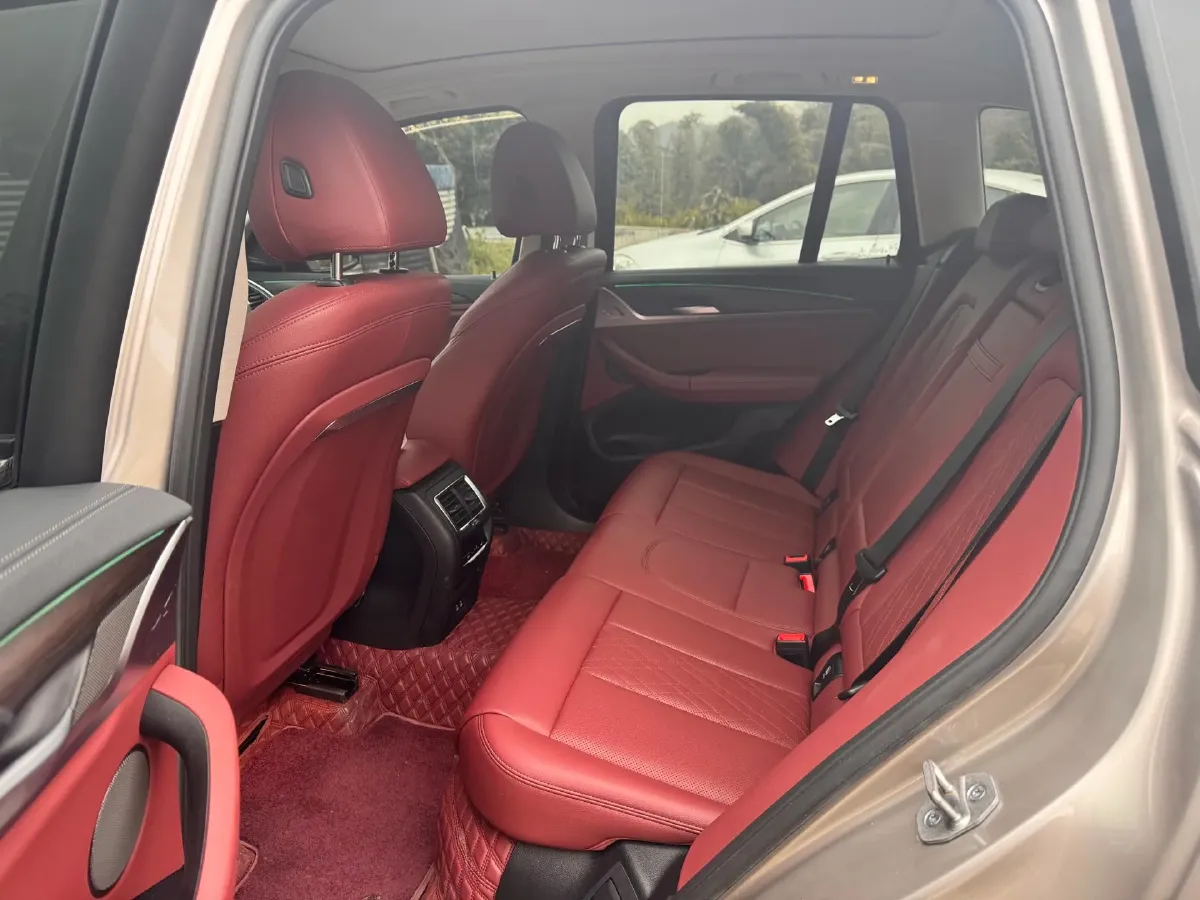 2022 BMW X3 2.0T 252HP L4 8AT,autocango,china used car exporter,china ev exporter,chinese used car exporter,chinese used ev exporter