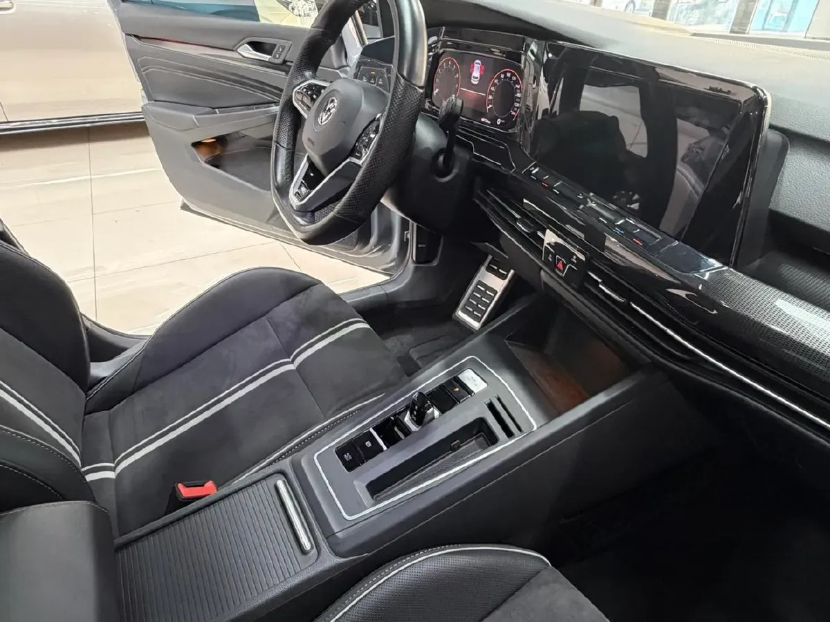 2021 Volkswagen Golf 1.4T 150HP L4 7DCT,autocango,china used car exporter,china ev exporter,chinese used car exporter,chinese used ev exporter