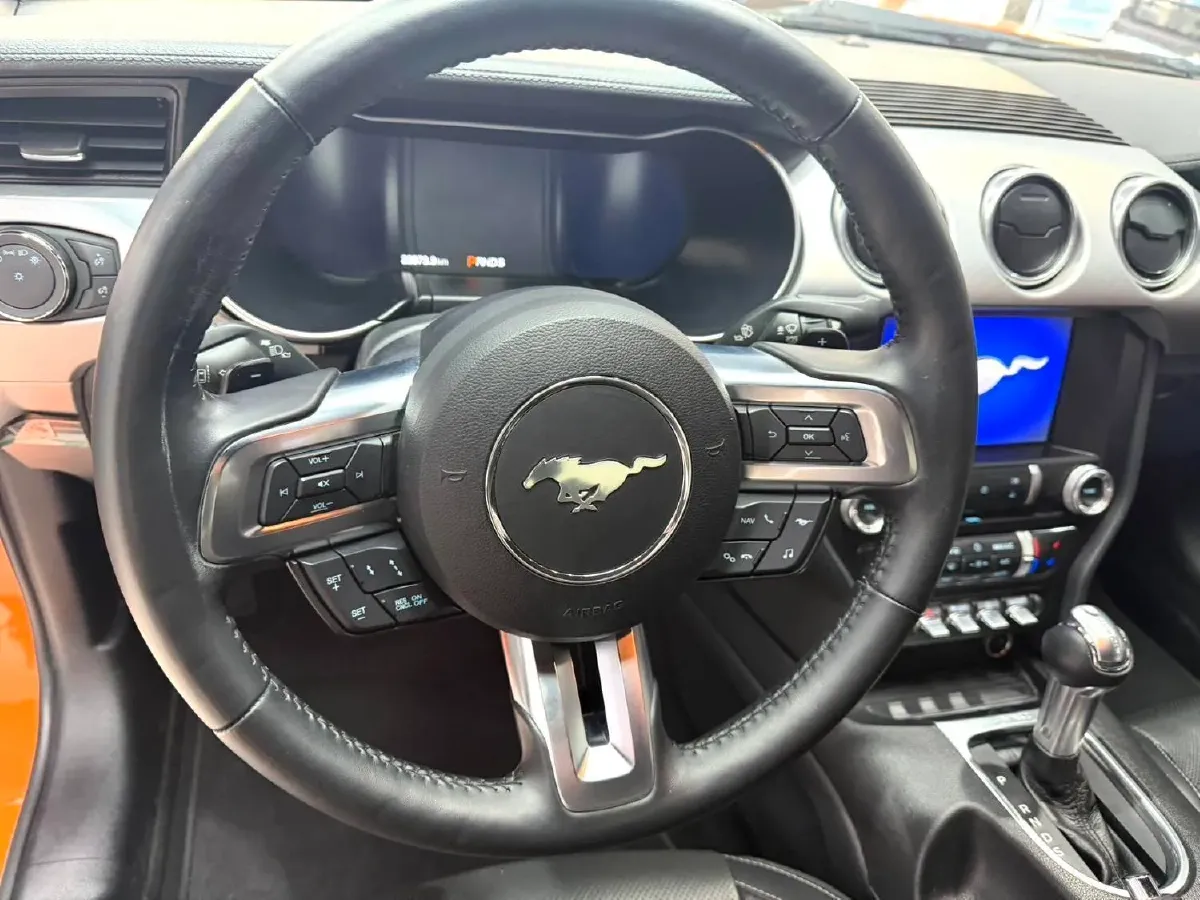 2020 Ford Mustang 2.3T 299HP L4 10AT,autocango,china used car exporter,china ev exporter,chinese used car exporter,chinese used ev exporter