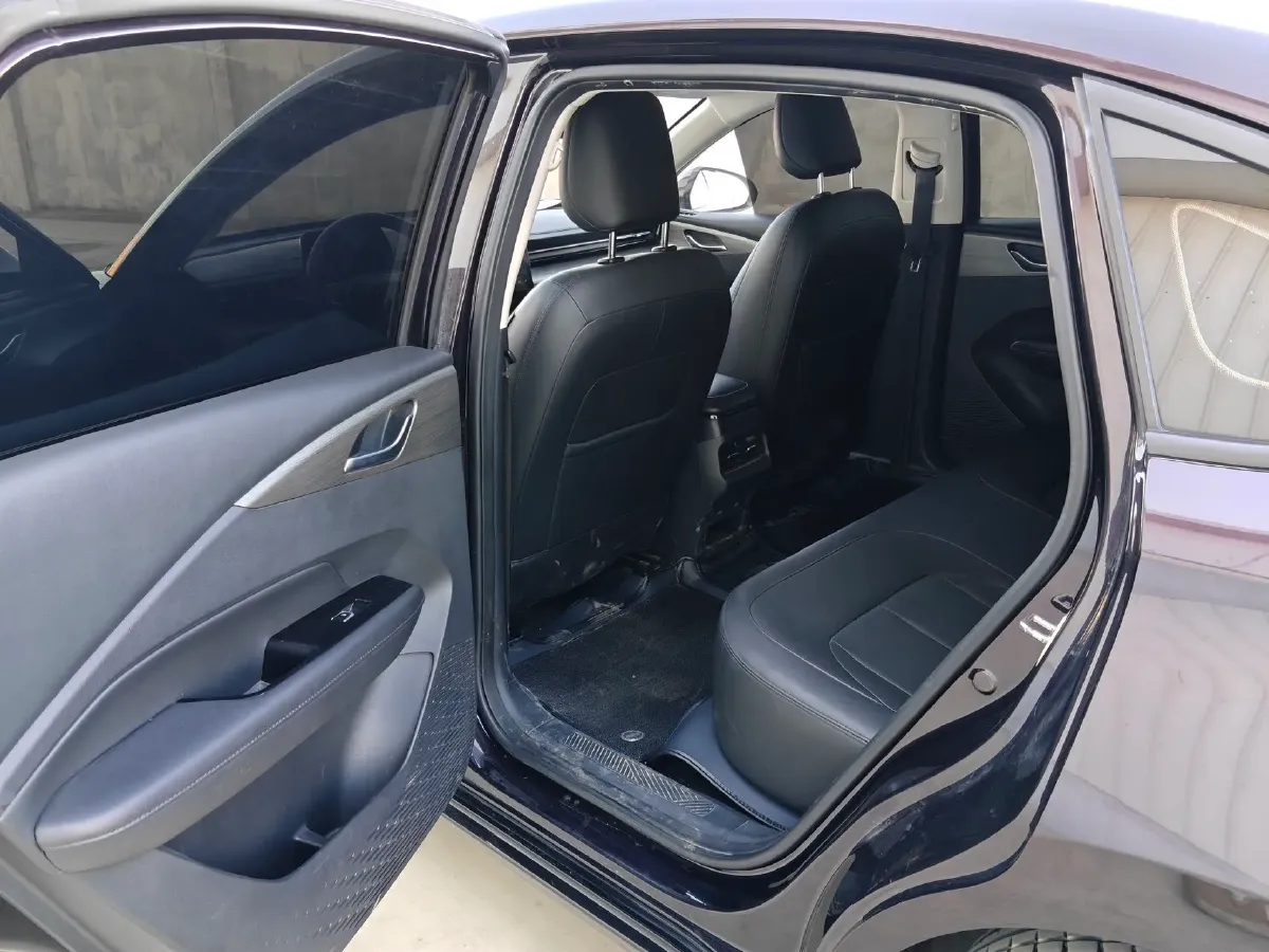 2024 WuLing XingGuang 1.5L 106HP L4 E-CVT PHEV 20.5KWH,autocango,china used car exporter,china ev exporter,chinese used car exporter,chinese used ev exporter