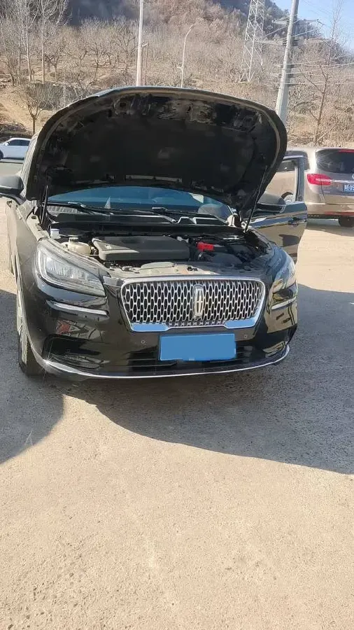 2023 Lincoln Corsair 2.0T 261HP L4 8AT,autocango,china used car exporter,china ev exporter,chinese used car exporter,chinese used ev exporter