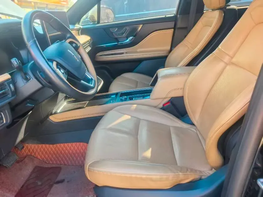 2023 Lincoln Corsair 2.0T 261HP L4 8AT,autocango,china used car exporter,china ev exporter,chinese used car exporter,chinese used ev exporter