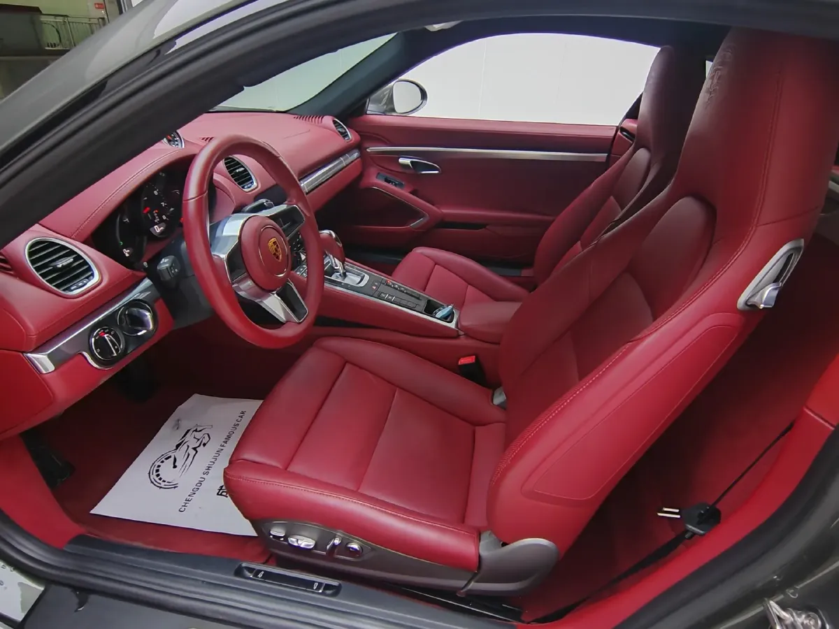 2022 Porsche 718 2.0T 250HP H4 7DCT,autocango,china used car exporter,china ev exporter,chinese used car exporter,chinese used ev exporter