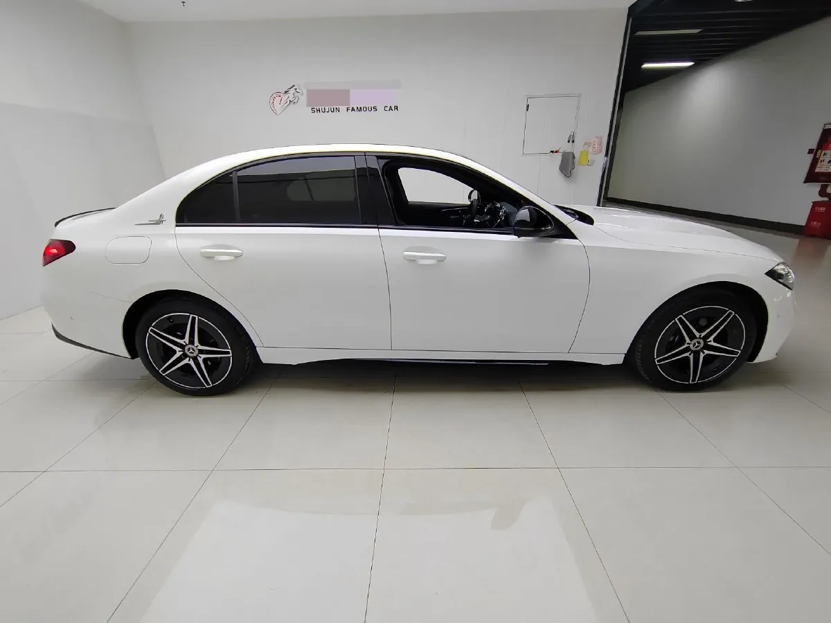 2025 Mercedes-Benz C Class 1.5T 204HP L4 9AT,autocango,china used car exporter,china ev exporter,chinese used car exporter,chinese used ev exporter