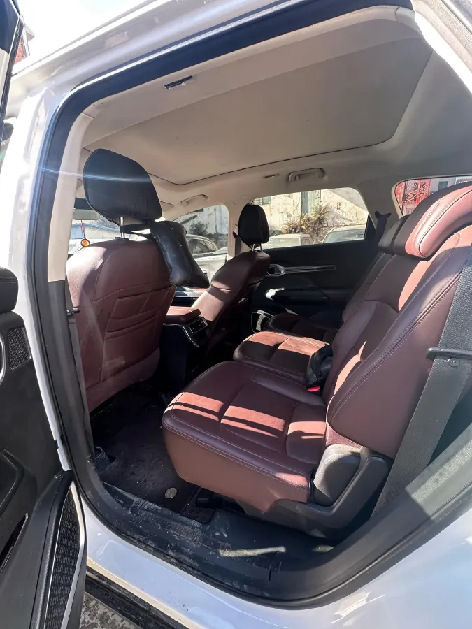 2022 Geely Okavango 1.8T 184HP L4 7DCT,autocango,china used car exporter,china ev exporter,chinese used car exporter,chinese used ev exporter