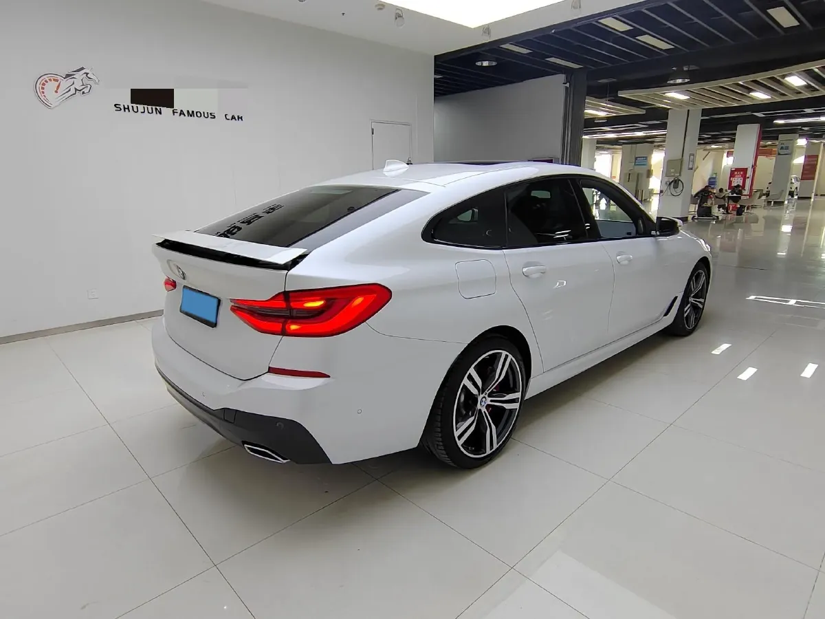 2021 BMW 6 Series GT 2.0T 258HP L4 8AT,autocango,china used car exporter,china ev exporter,chinese used car exporter,chinese used ev exporter
