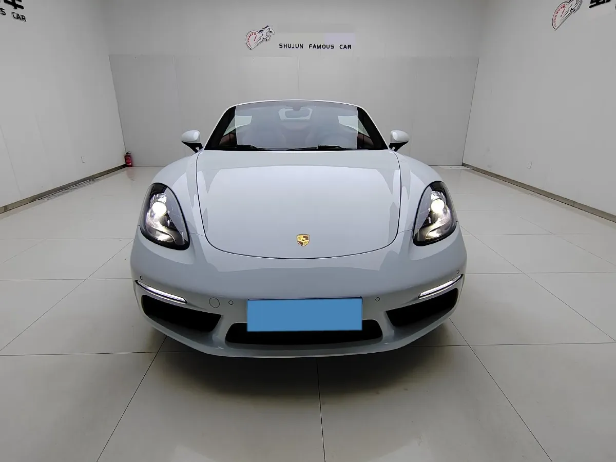 2020 Porsche 718 2.0T 250HP H4 7DCT,autocango,china used car exporter,china ev exporter,chinese used car exporter,chinese used ev exporter