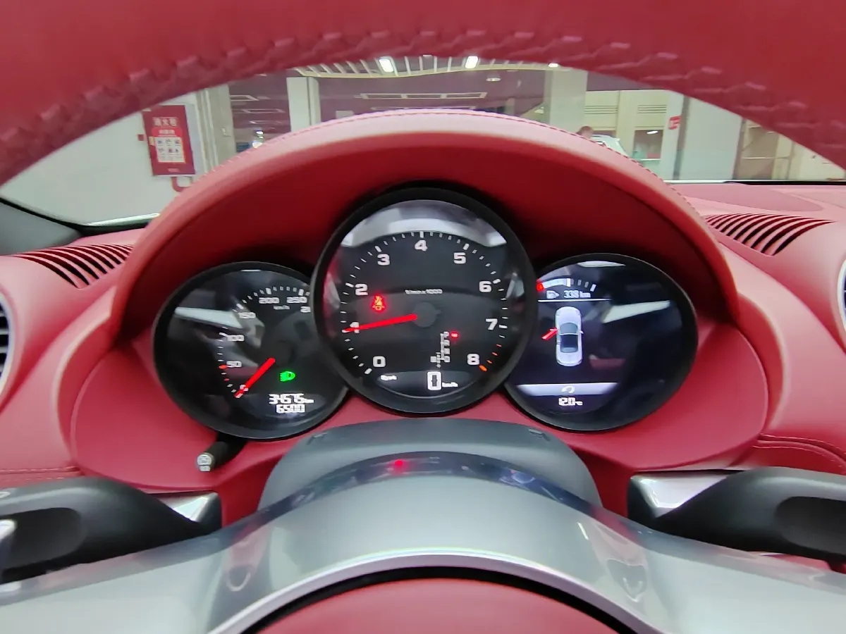 2020 Porsche 718 2.0T 250HP H4 7DCT,autocango,china used car exporter,china ev exporter,chinese used car exporter,chinese used ev exporter