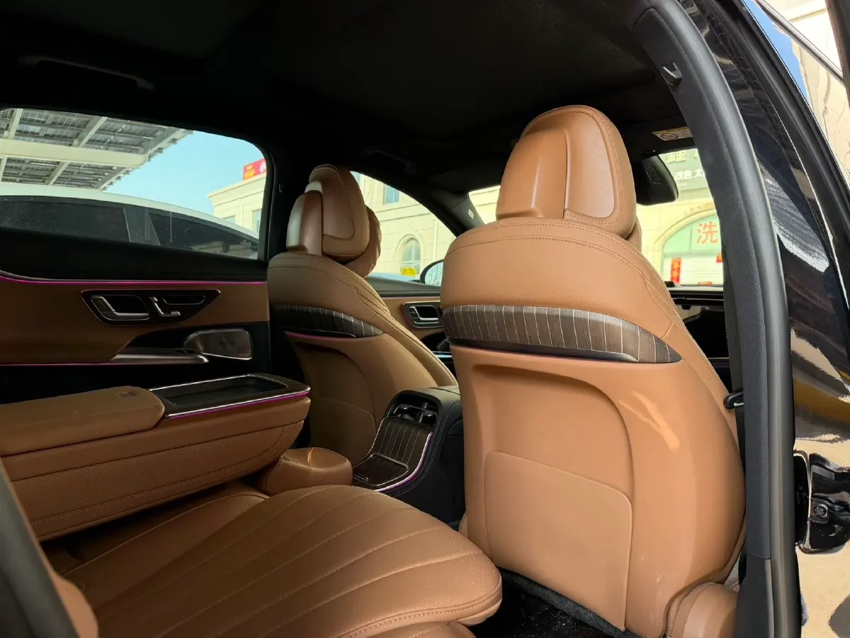 2025 Mercedes-Benz E Class 2.0T 258HP L4 9AT,autocango,china used car exporter,china ev exporter,chinese used car exporter,chinese used ev exporter