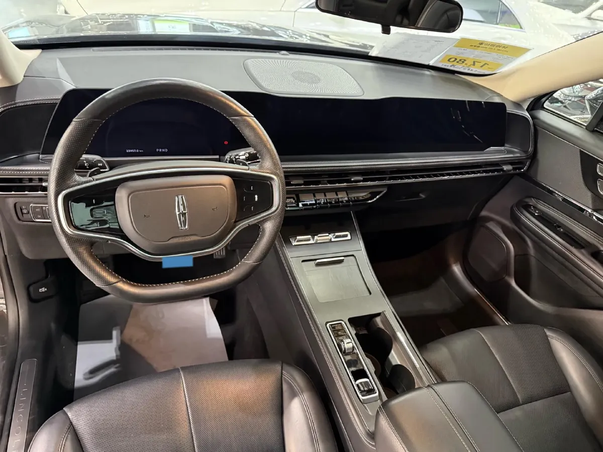 2024 Lincoln Corsair 2.0T 261HP L4 8AT,autocango,china used car exporter,china ev exporter,chinese used car exporter,chinese used ev exporter