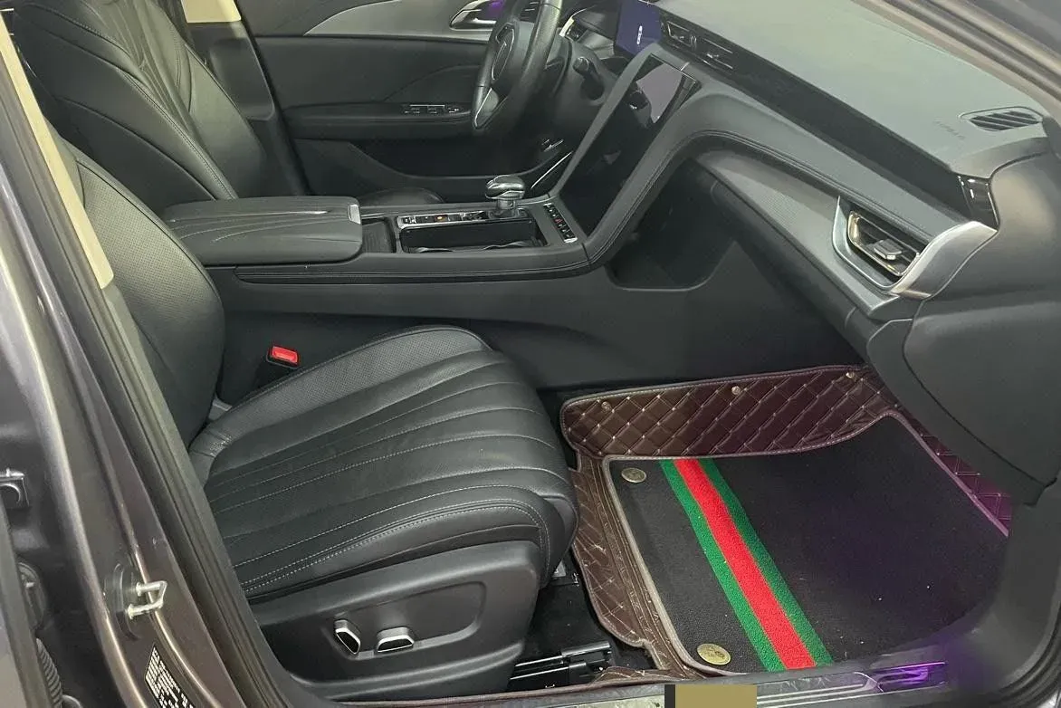 2023 HongQi H5 1.5T 169HP L4 E-CVT Hybrid,autocango,china used car exporter,china ev exporter,chinese used car exporter,chinese used ev exporter