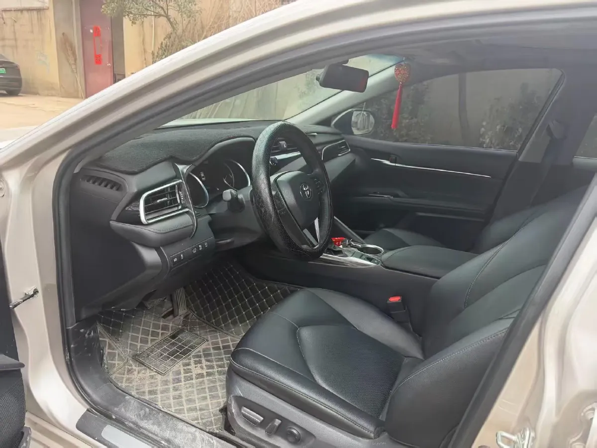 2019 Toyota Camry 2.0L 178HP L4 CVT,autocango,china used car exporter,china ev exporter,chinese used car exporter,chinese used ev exporter