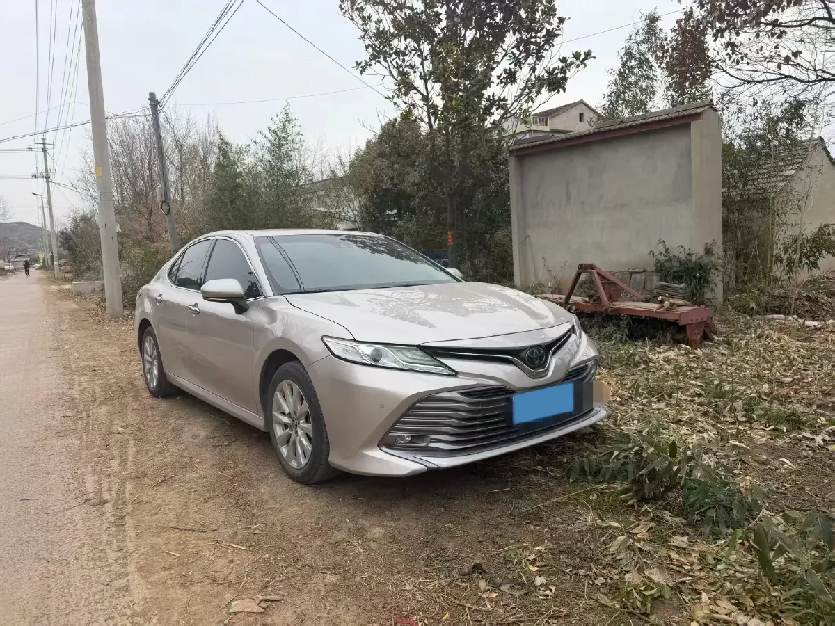 2019 Toyota Camry 2.0L 178HP L4 CVT,autocango,china used car exporter,china ev exporter,chinese used car exporter,chinese used ev exporter