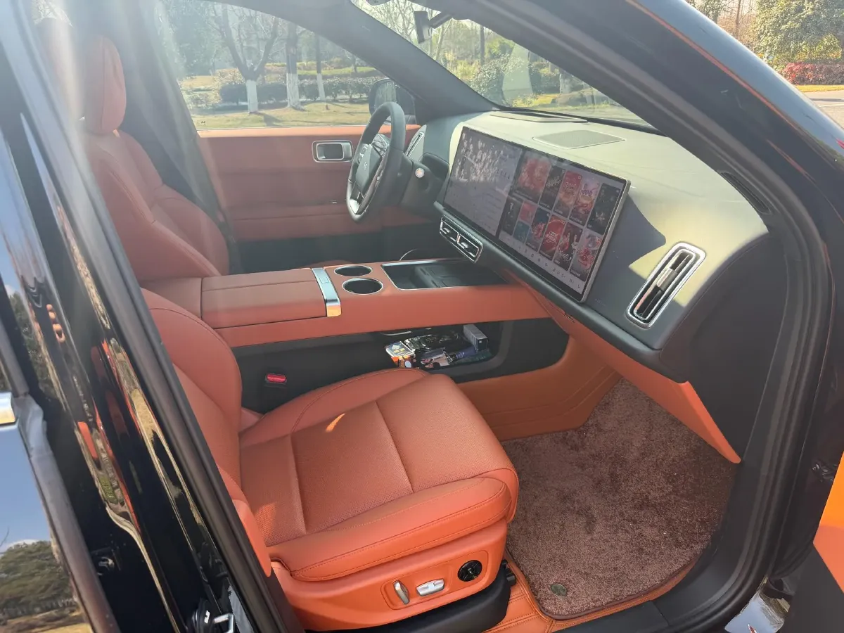 2025 Li L6 Range Extended 154HP L4 REEV,autocango,china used car exporter,china ev exporter,chinese used car exporter,chinese used ev exporter