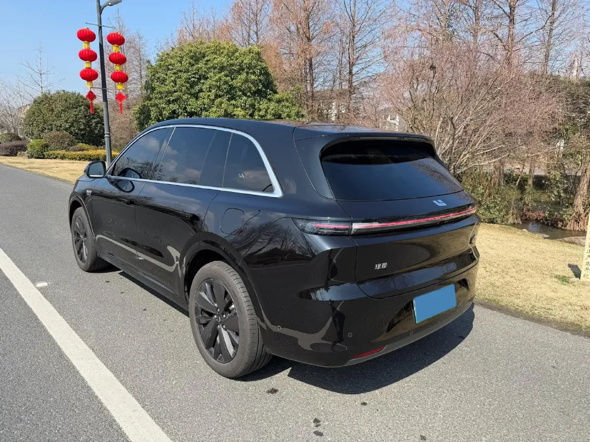 2025 Li L6 Range Extended 154HP L4 REEV,autocango,china used car exporter,china ev exporter,chinese used car exporter,chinese used ev exporter