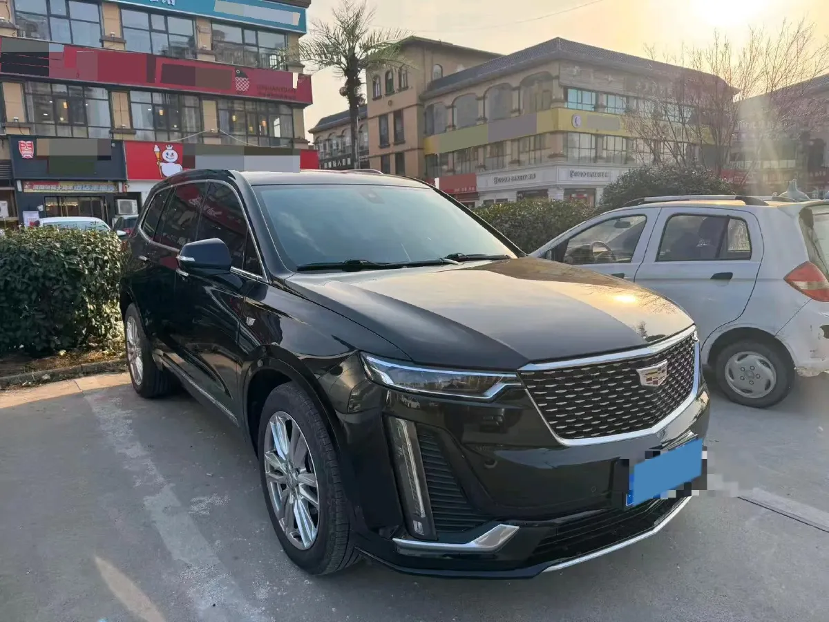 2022 Cadillac XT6 2.0T 237HP L4 9AT,autocango,china used car exporter,china ev exporter,chinese used car exporter,chinese used ev exporter
