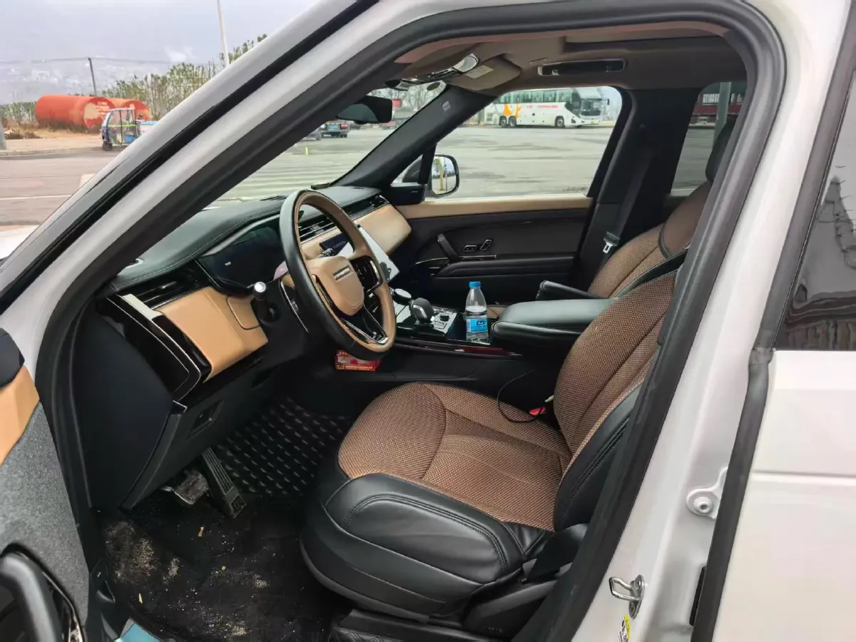 2023 Land Rover Range Rover Sport 3.0T 400HP L6 8AT,autocango,china used car exporter,china ev exporter,chinese used car exporter,chinese used ev exporter