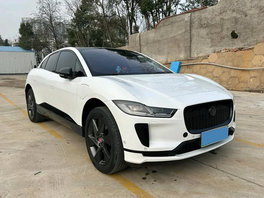 2018 Land Rover Range Rover Velar 2.0T 250HP L4 8AT,autocango,china used car exporter,china ev exporter,chinese used car exporter,chinese used ev exporter