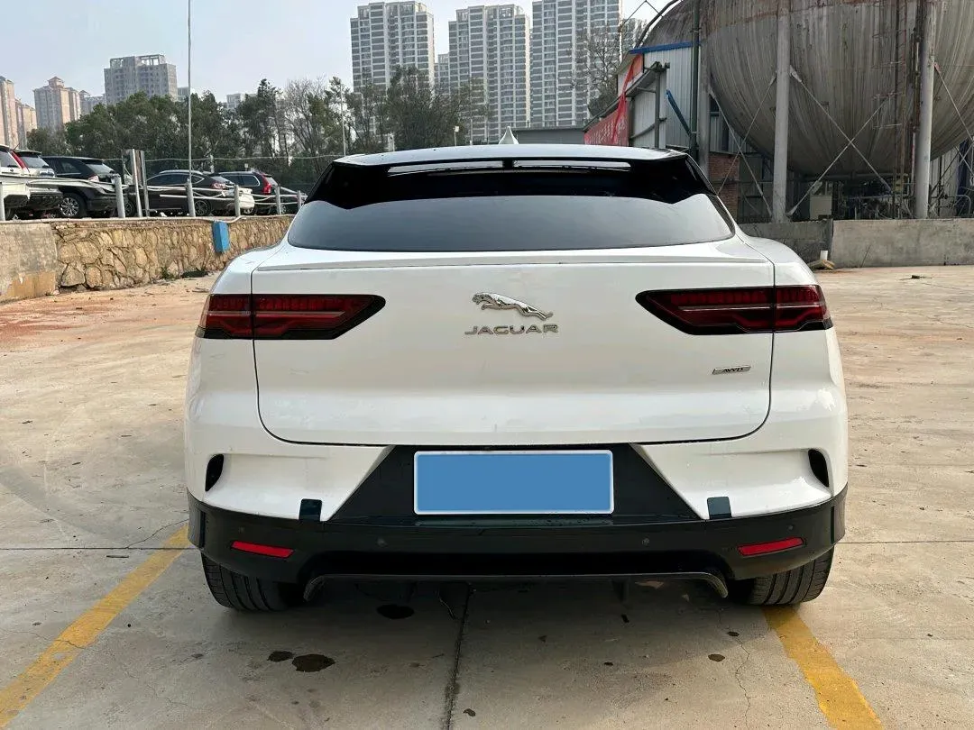 2018 Land Rover Range Rover Velar 2.0T 250HP L4 8AT,autocango,china used car exporter,china ev exporter,chinese used car exporter,chinese used ev exporter