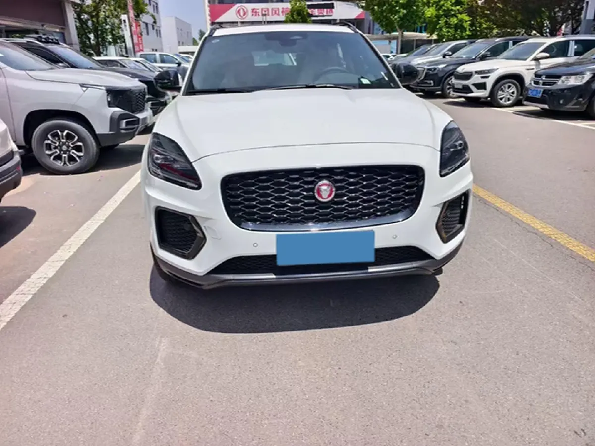 2024 Jaguar E-PACE 2.0T 249HP L4 9AT,autocango,china used car exporter,china ev exporter,chinese used car exporter,chinese used ev exporter