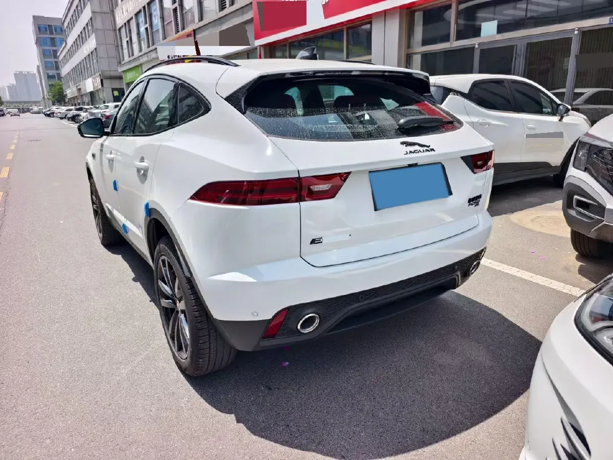 2024 Jaguar E-PACE 2.0T 249HP L4 9AT,autocango,china used car exporter,china ev exporter,chinese used car exporter,chinese used ev exporter