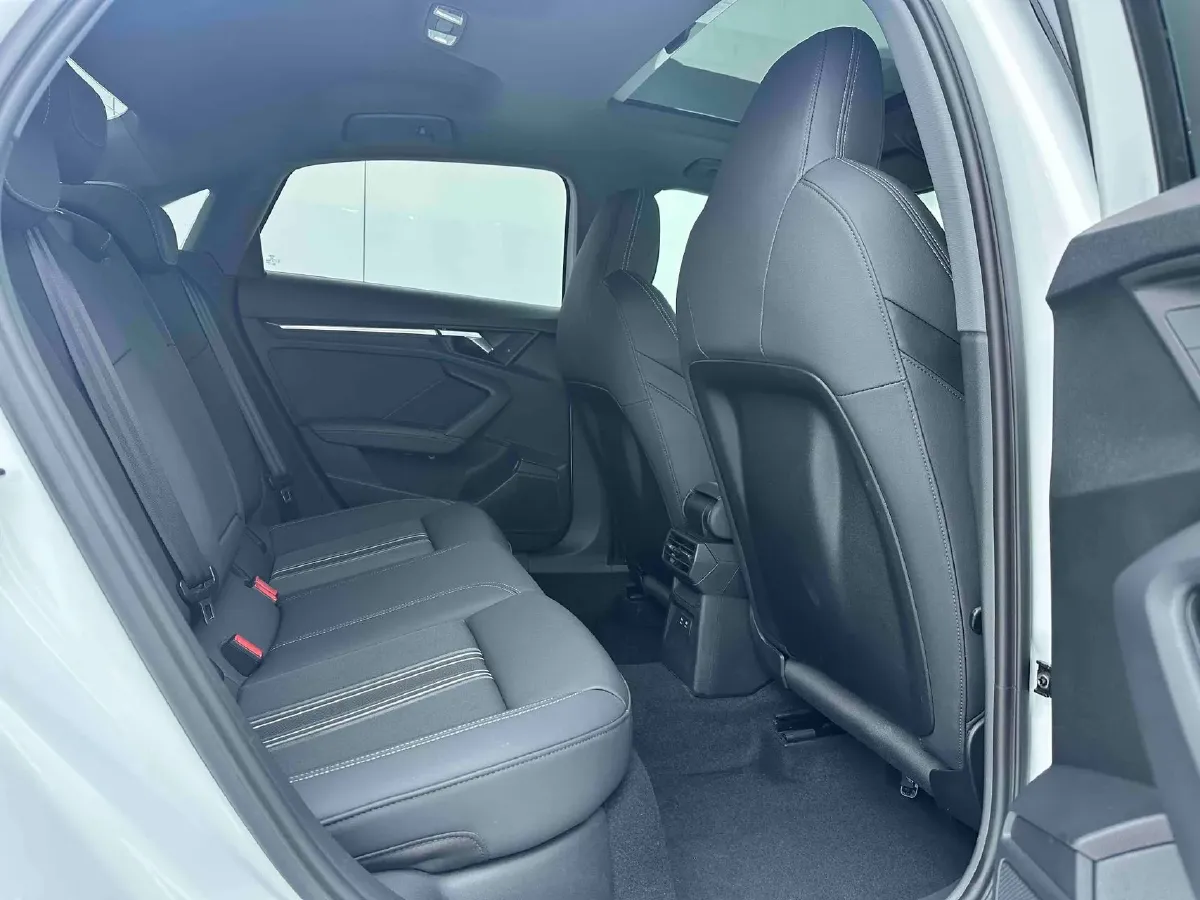 2022 Audi A3 1.4T 150HP L4 7DCT,autocango,china used car exporter,china ev exporter,chinese used car exporter,chinese used ev exporter