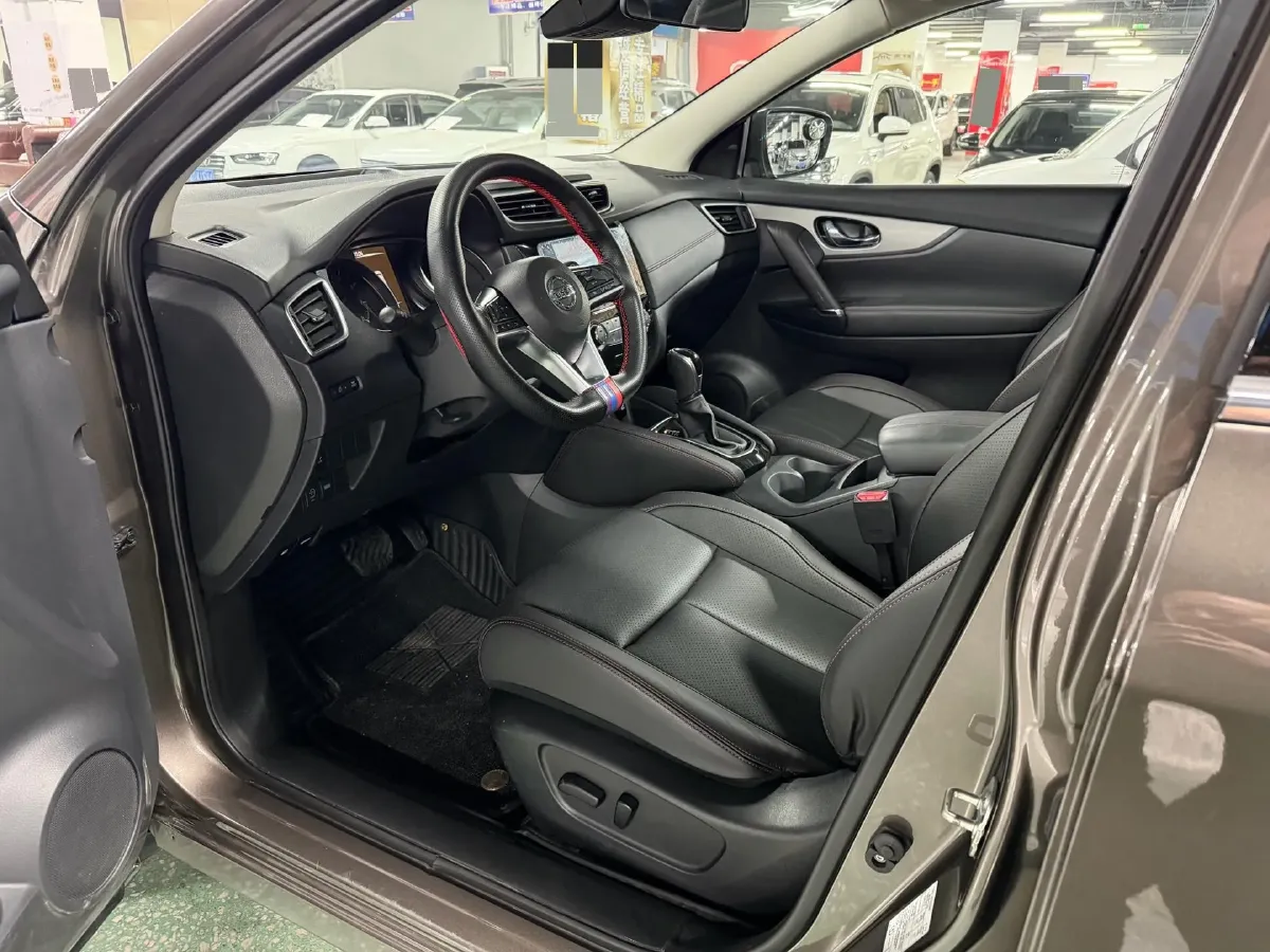 2021 Nissan Qashqai 2.0L 151HP L4 CVT,autocango,china used car exporter,china ev exporter,chinese used car exporter,chinese used ev exporter