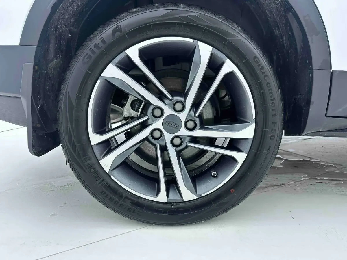 2021 Geely Coolray 1.4T 141HP L4 6DCT,autocango,china used car exporter,china ev exporter,chinese used car exporter,chinese used ev exporter