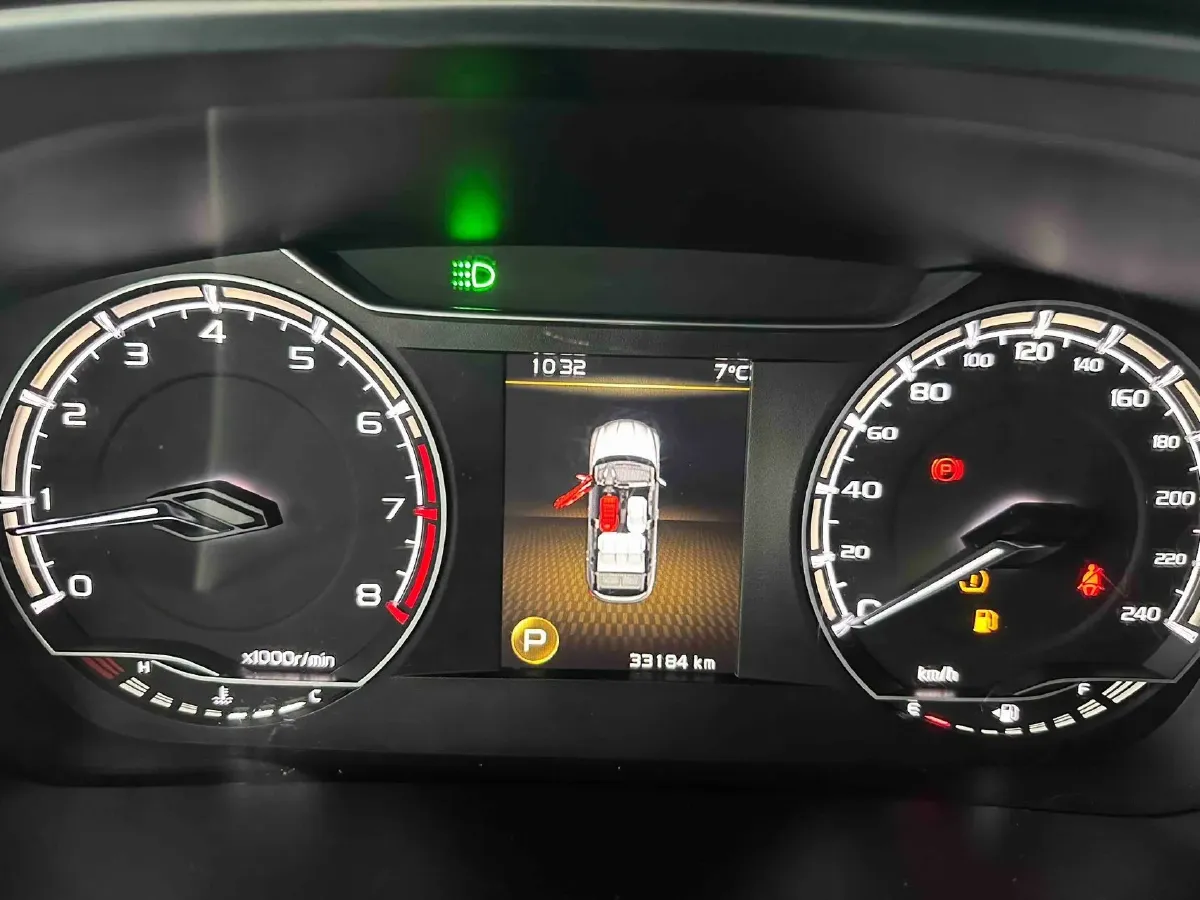 2021 Geely Coolray 1.4T 141HP L4 6DCT,autocango,china used car exporter,china ev exporter,chinese used car exporter,chinese used ev exporter