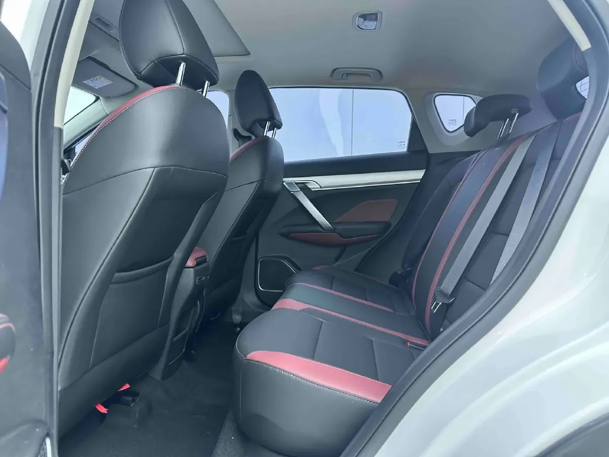 2021 Geely Coolray 1.4T 141HP L4 6DCT,autocango,china used car exporter,china ev exporter,chinese used car exporter,chinese used ev exporter