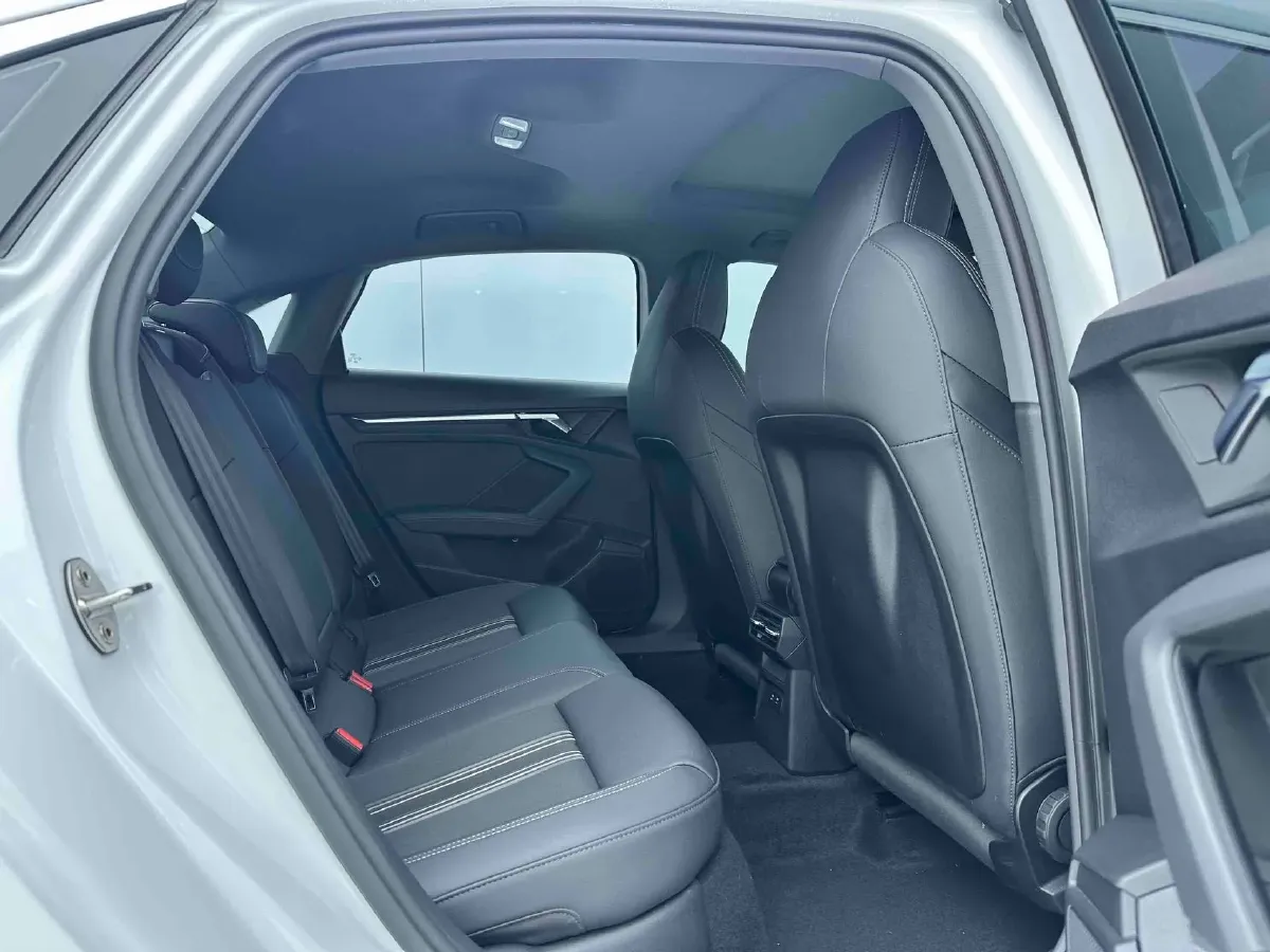 2022 Audi A3 1.4T 150HP L4 7DCT,autocango,china used car exporter,china ev exporter,chinese used car exporter,chinese used ev exporter