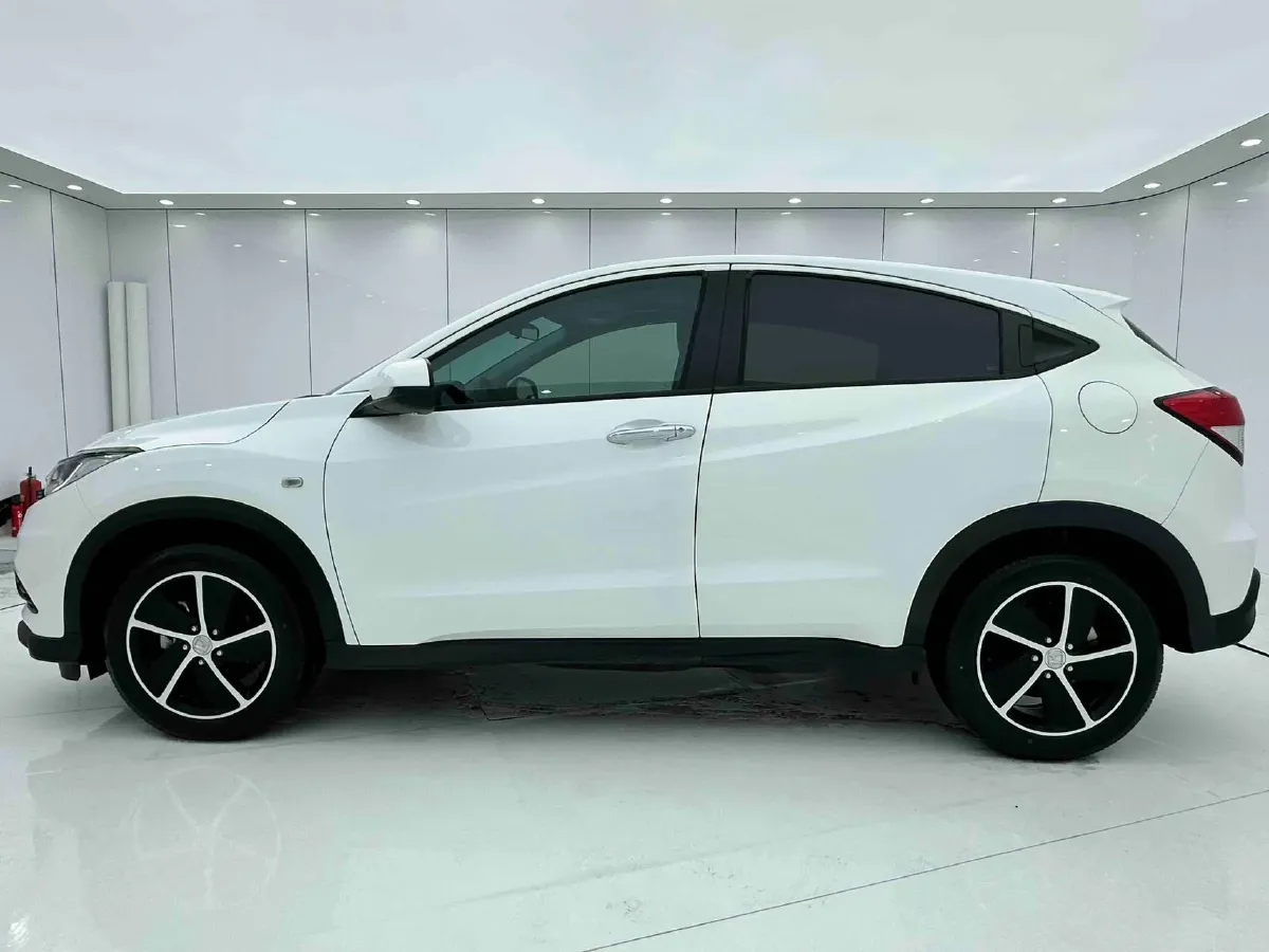 2020 Honda Vezel 1.5L 131HP L4 CVT,autocango,china used car exporter,china ev exporter,chinese used car exporter,chinese used ev exporter