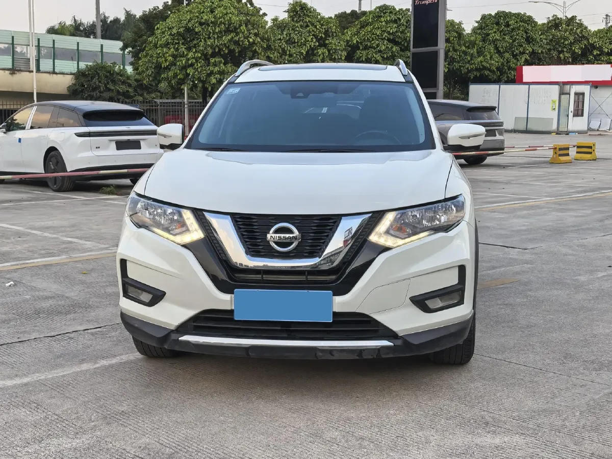 2021 Nissan X-Trail 2.0L 151HP L4 CVT,autocango,china used car exporter,china ev exporter,chinese used car exporter,chinese used ev exporter