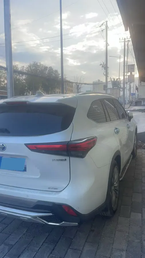2022 Toyota Highlander 2.5L 192HP L4 E-CVT Hybrid,autocango,china used car exporter,china ev exporter,chinese used car exporter,chinese used ev exporter